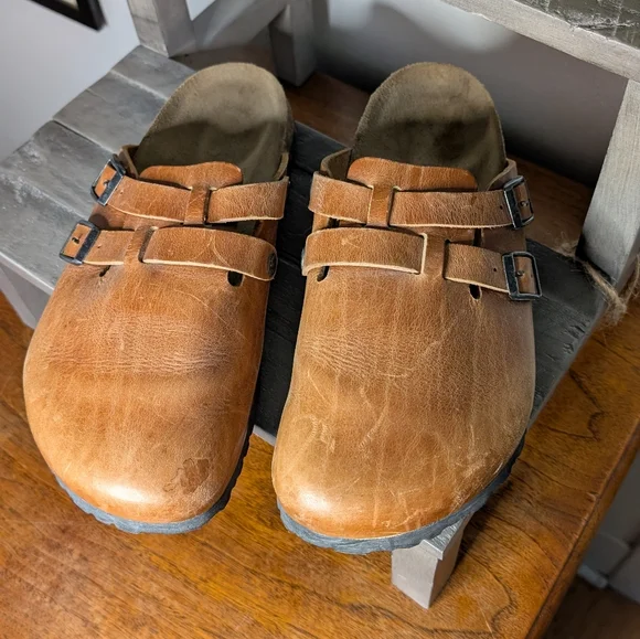 Birkenstocks Beige Leather Comfort Footpad - Picture 8 of 11